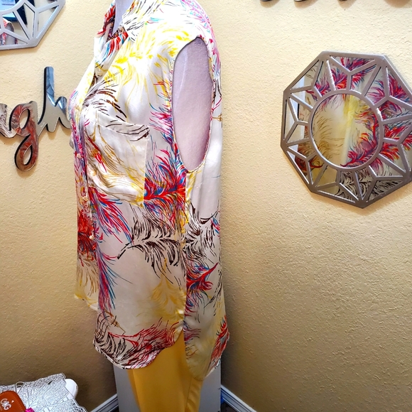 CAbi Silk Sleeveless Button Down Top Sz M - Picture 8 of 16